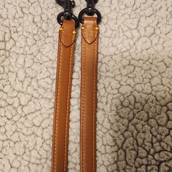 Coach 1941 Rogue Straps - Picture 2 of 9